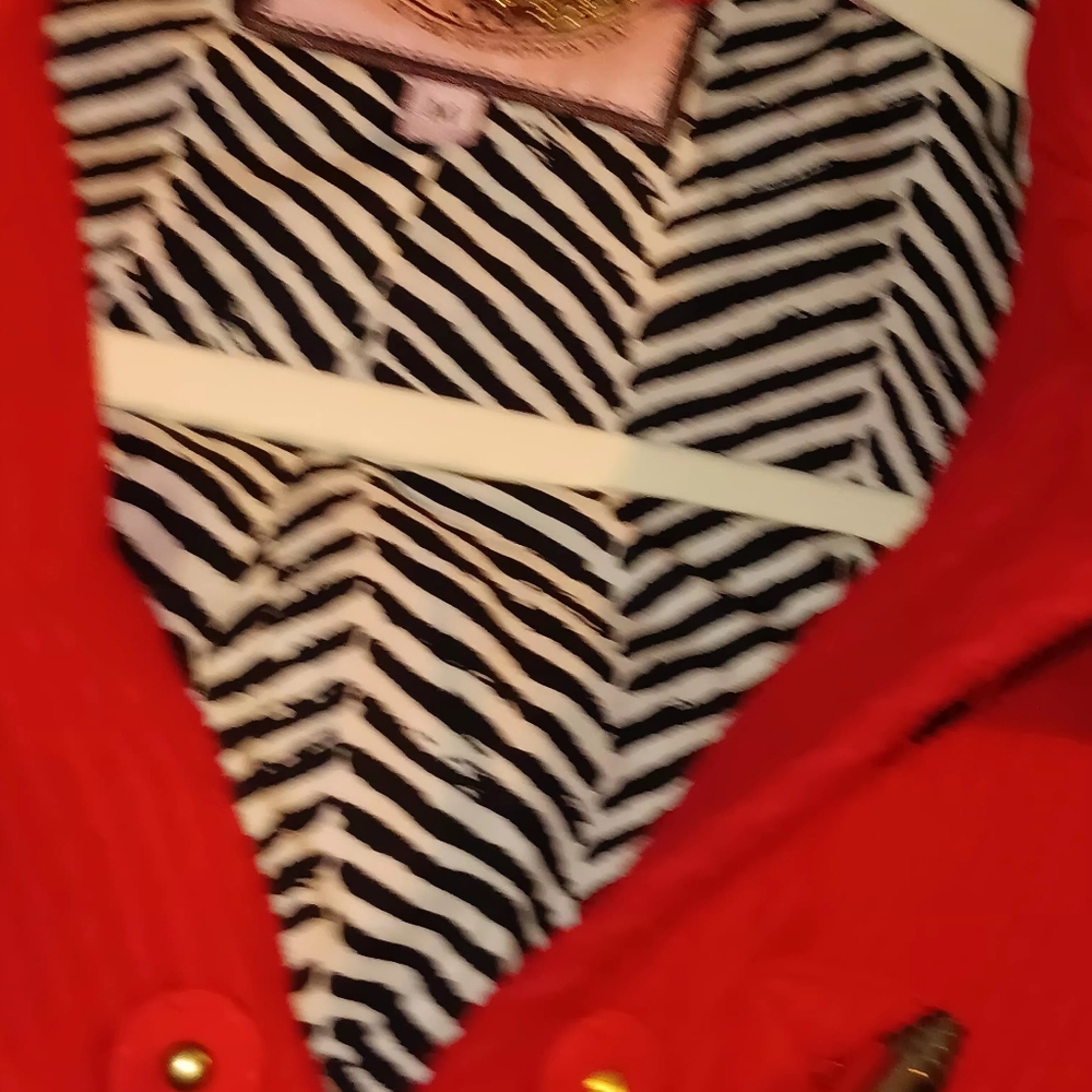 Juicy Couture Women's Red Button-Front Wool Blend Jacket Sz M Zebra Lining - Picture 8 of 8